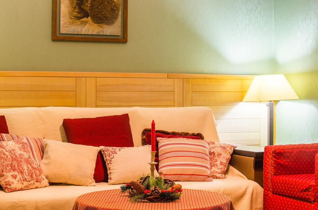 Seasons Spa Boutique Hotel Kozyn Exterior foto