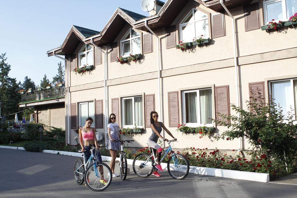 Seasons Spa Boutique Hotel Kozyn Exterior foto